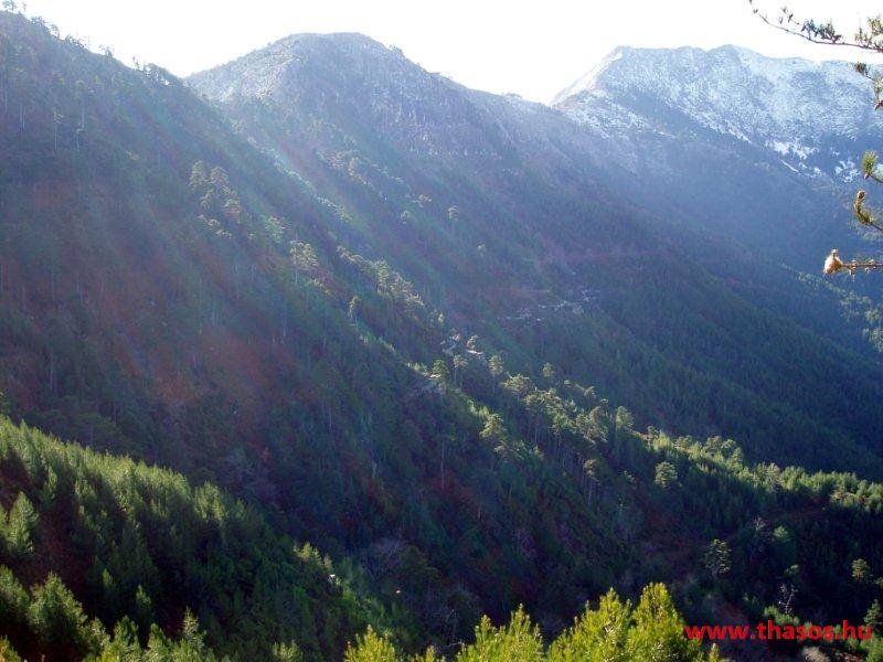 Golden Beach, hegyek